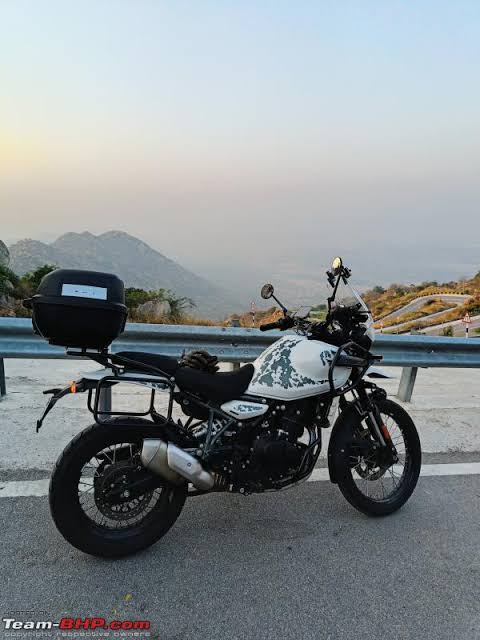 ROYAL ENFIELD ROYAL CLASSIC